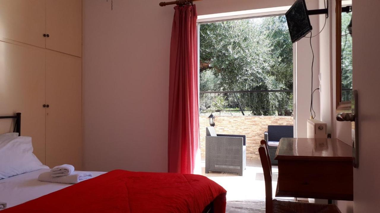 Katerina Apartments Kalamata Eksteriør billede