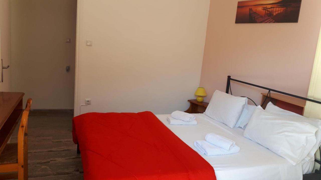 Katerina Apartments Kalamata Eksteriør billede