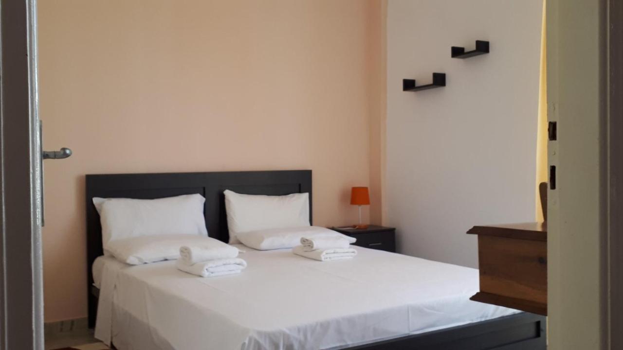 Katerina Apartments Kalamata Eksteriør billede