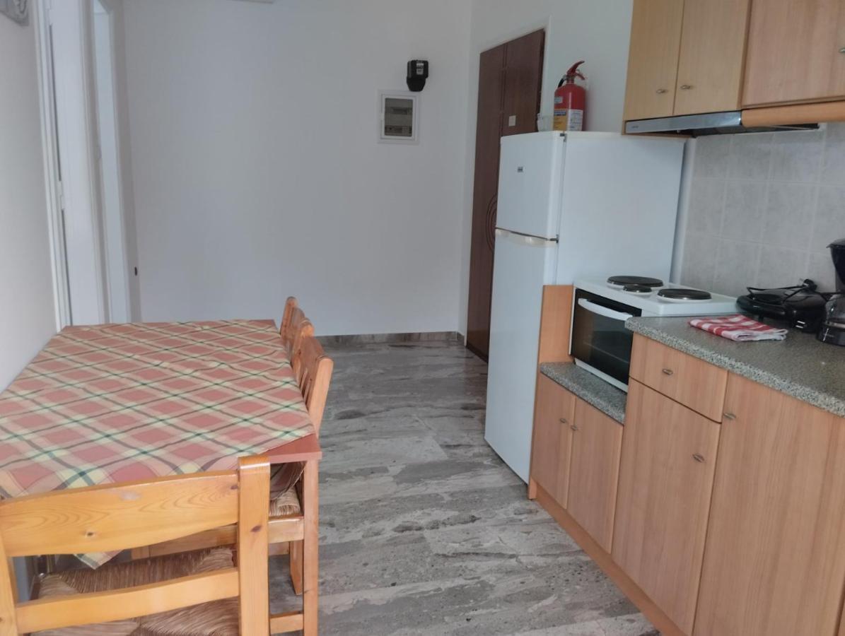 Katerina Apartments Kalamata Eksteriør billede