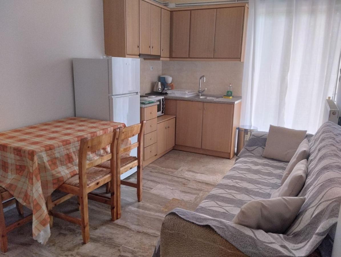 Katerina Apartments Kalamata Eksteriør billede