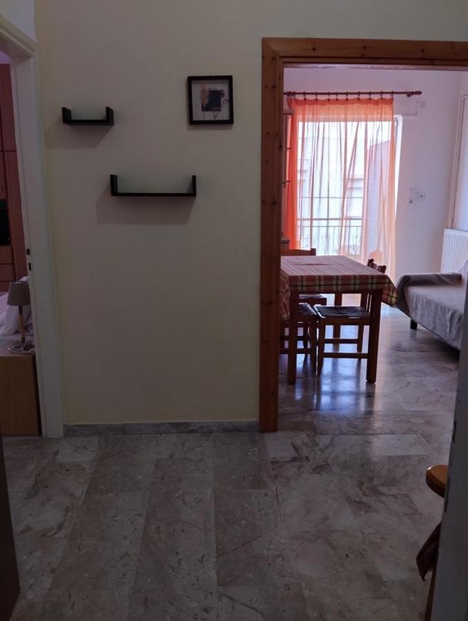 Katerina Apartments Kalamata Eksteriør billede
