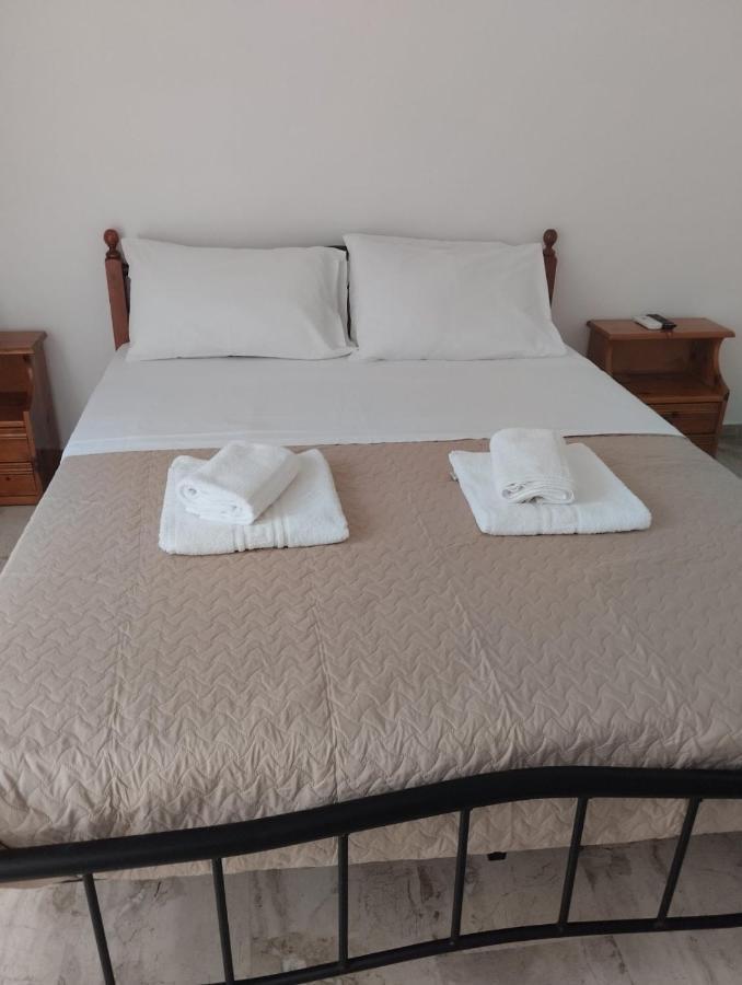 Katerina Apartments Kalamata Eksteriør billede