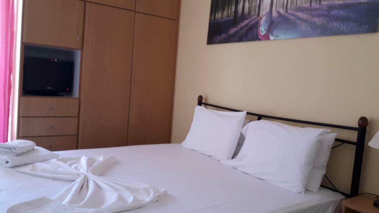 Katerina Apartments Kalamata Eksteriør billede