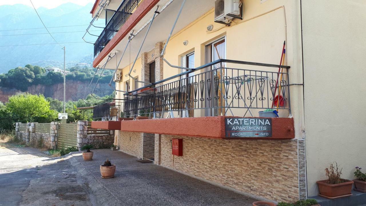 Katerina Apartments Kalamata Eksteriør billede